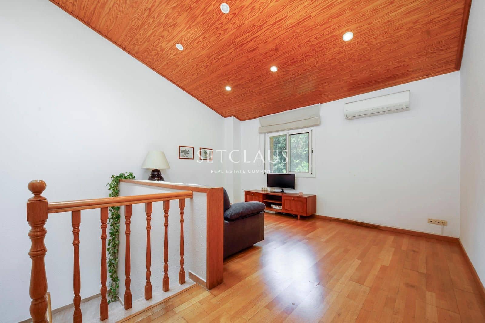 5 quarto Moradia para venda em Teia com piscina garagem - 895 000 € (Ref: 9914826)