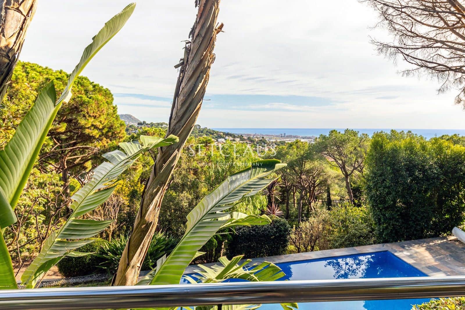 6 soveværelse Villa til salg i Premia de Dalt med swimmingpool garage - € 1.550.000 (Ref: 9941549)