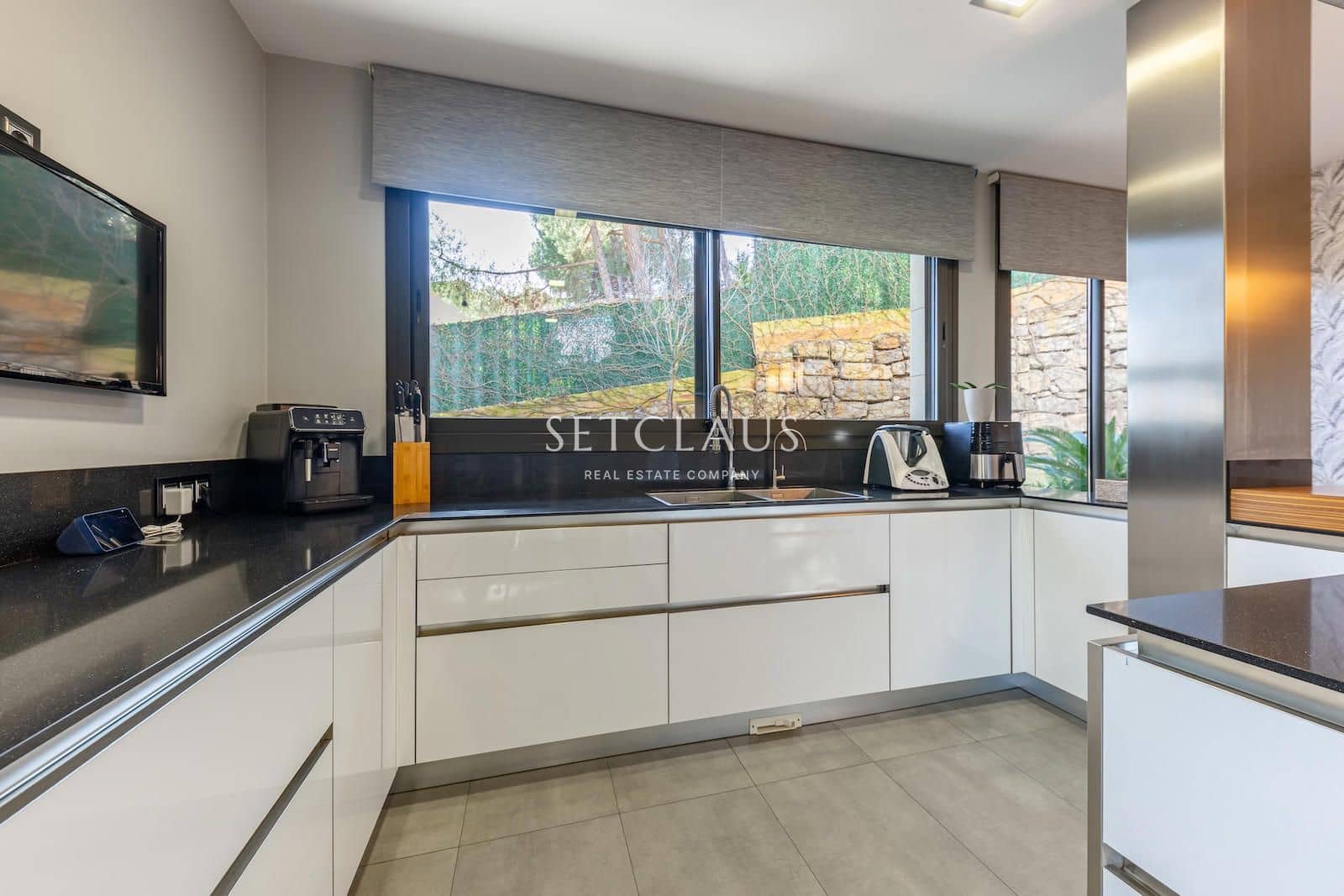 6 soveværelse Villa til salg i Premia de Dalt med swimmingpool garage - € 1.550.000 (Ref: 9941549)