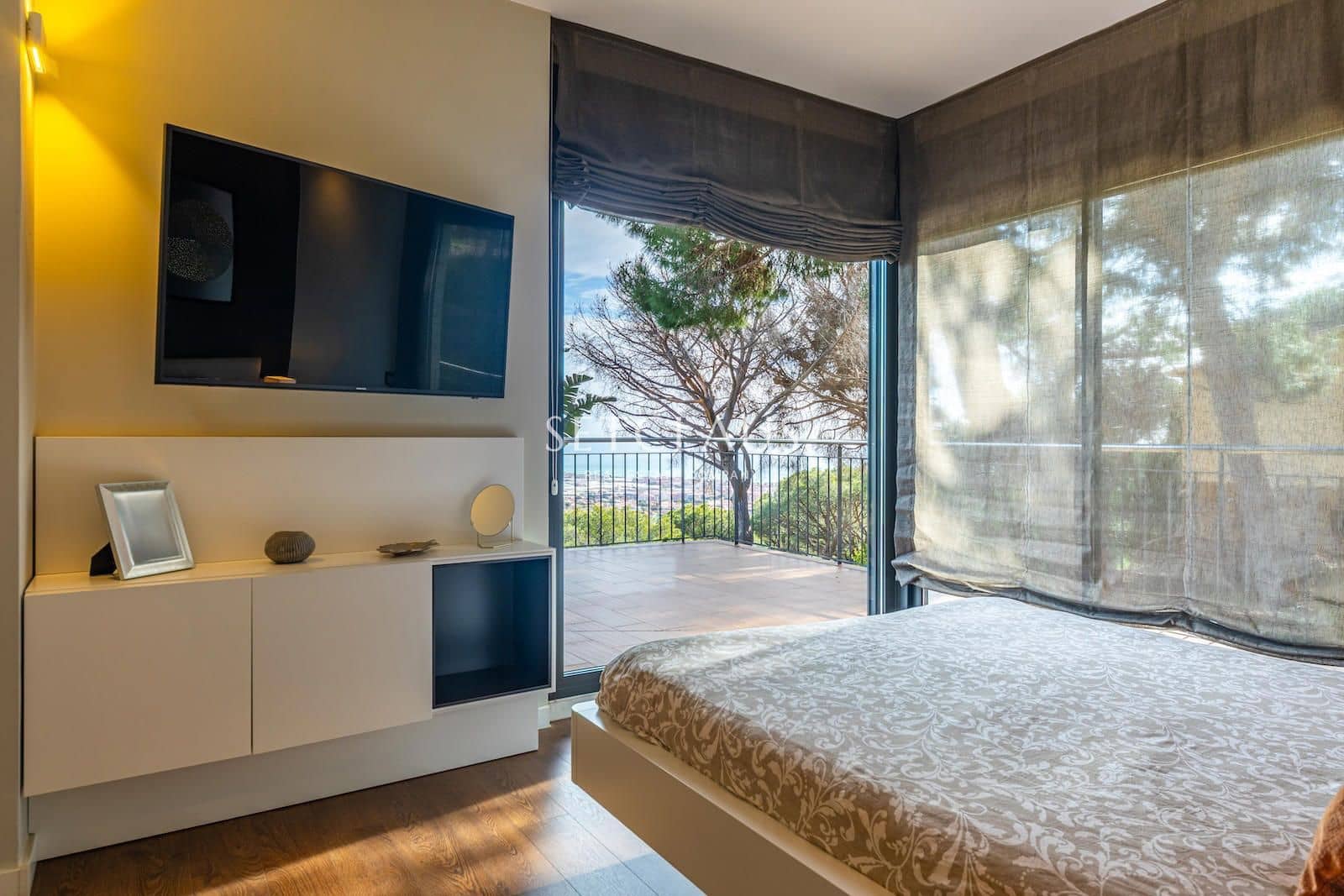 6 soveværelse Villa til salg i Premia de Dalt med swimmingpool garage - € 1.550.000 (Ref: 9941549)