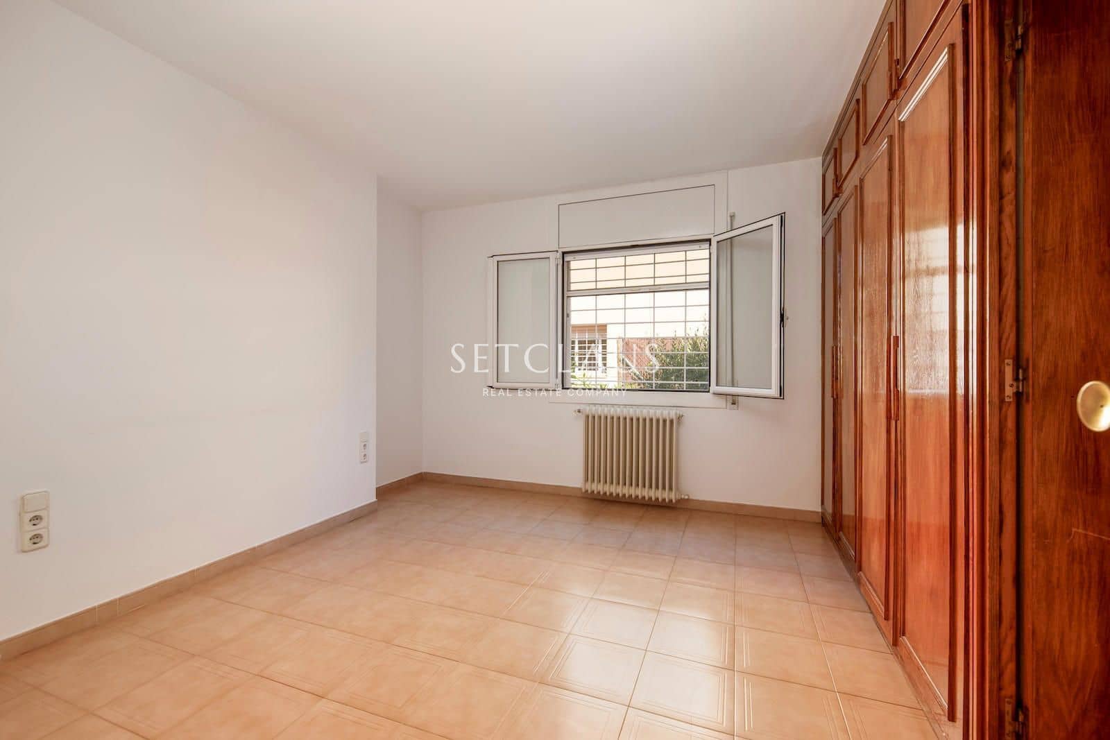 7 soveværelse Villa til salg i Alella med swimmingpool garage - € 795.000 (Ref: 9941550)