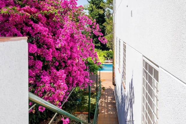 7 soveværelse Villa til salg i Alella med swimmingpool garage - € 795.000 (Ref: 9941550)