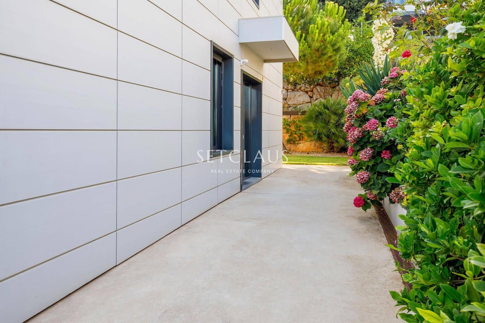 4 soveværelse Villa til salg i Teia med swimmingpool garage - € 1.090.000 (Ref: 9950735)
