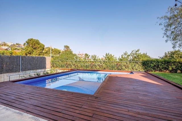 4 soveværelse Villa til salg i Teià med swimmingpool garage - € 1.090.000 (Ref: 9950735)