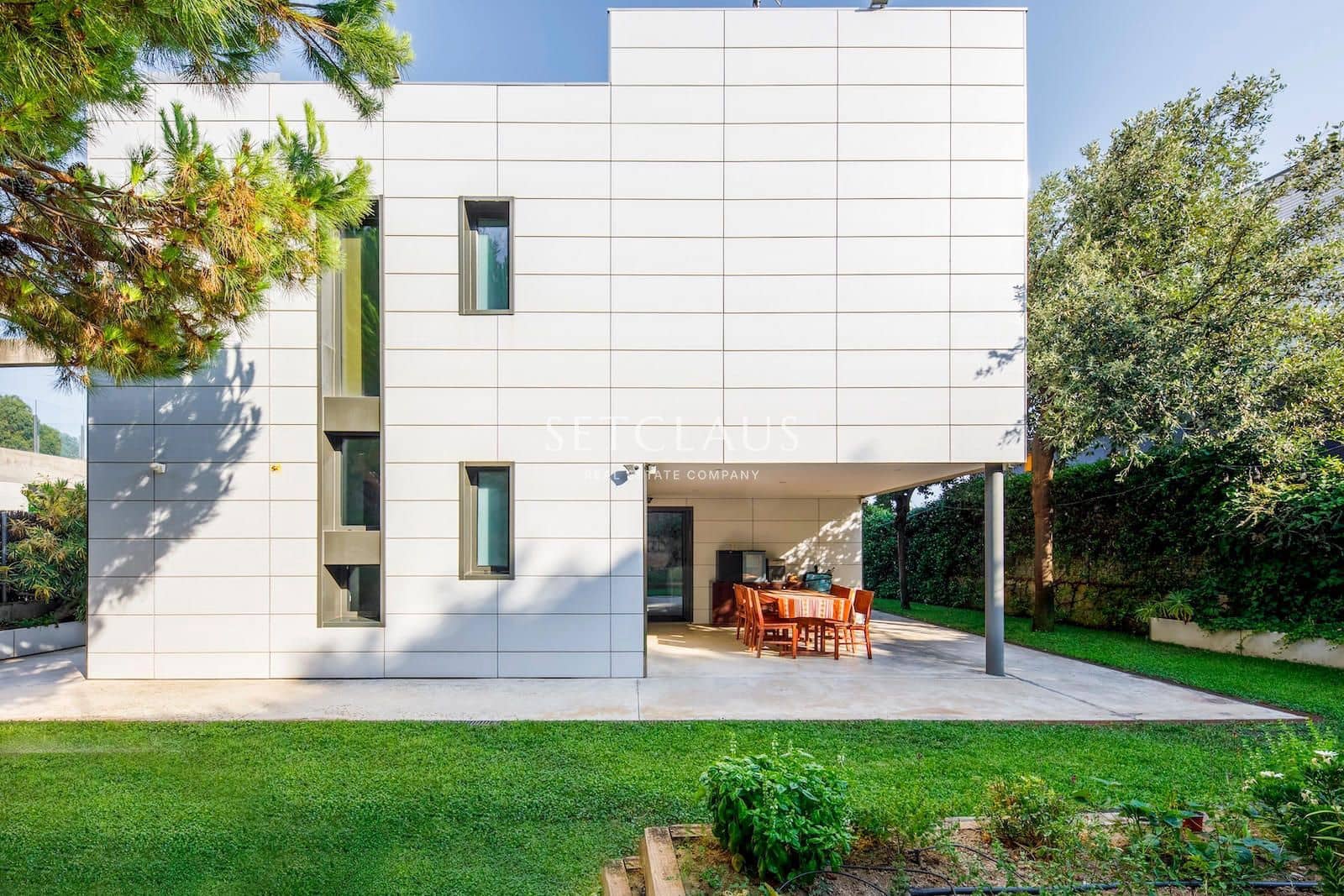 4 soveværelse Villa til salg i Teia med swimmingpool garage - € 1.090.000 (Ref: 9950735)