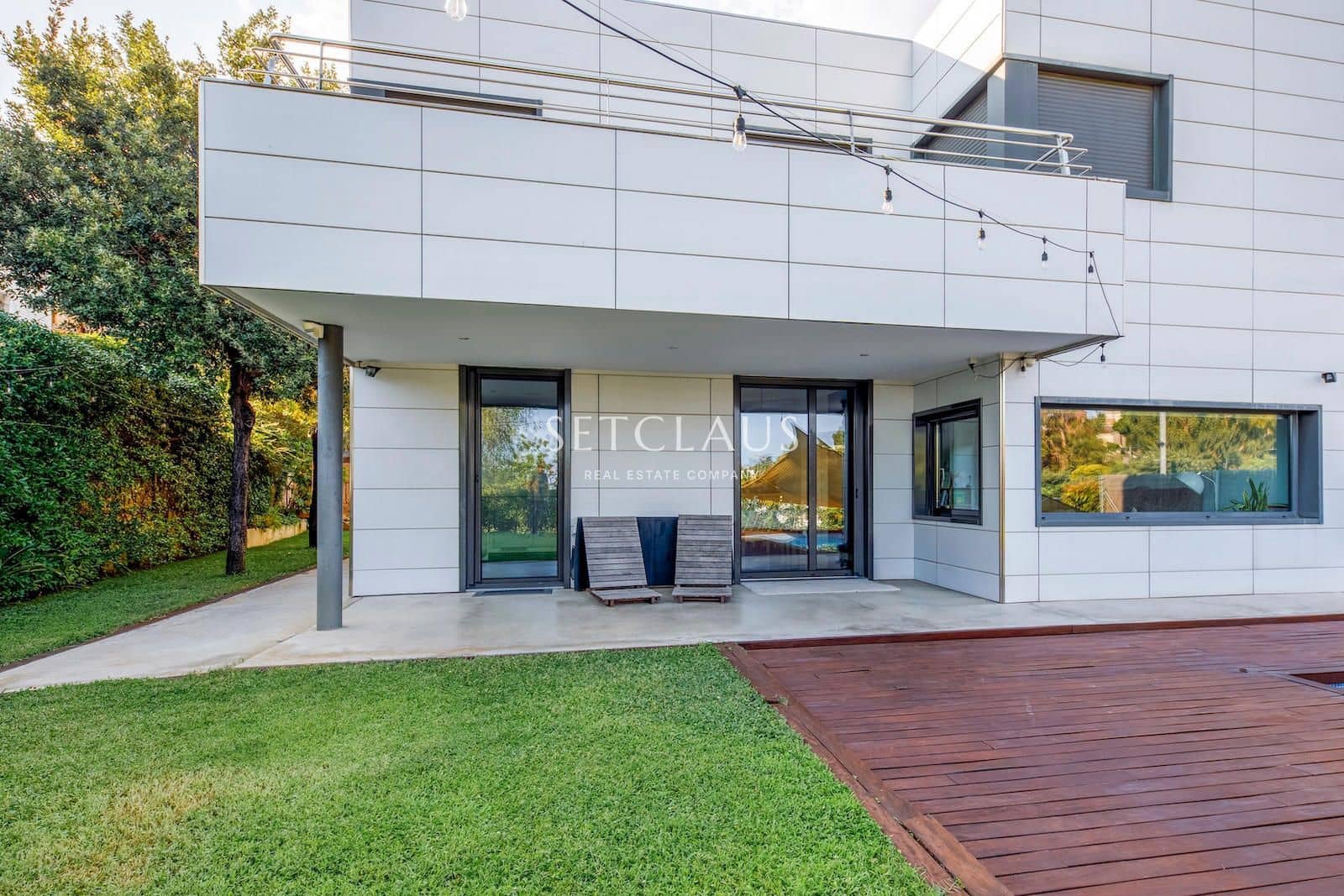 4 soveværelse Villa til salg i Teia med swimmingpool garage - € 1.090.000 (Ref: 9950735)