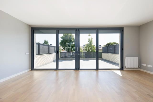 4 bedroom Townhouse for rent in Teià with pool garage - € 3,000 (Ref: 9953356)