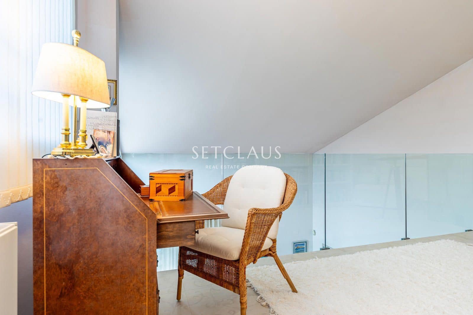 7 bedroom Villa for sale in Vallromanes with pool garage - € 1,790,000 (Ref: 9964147)
