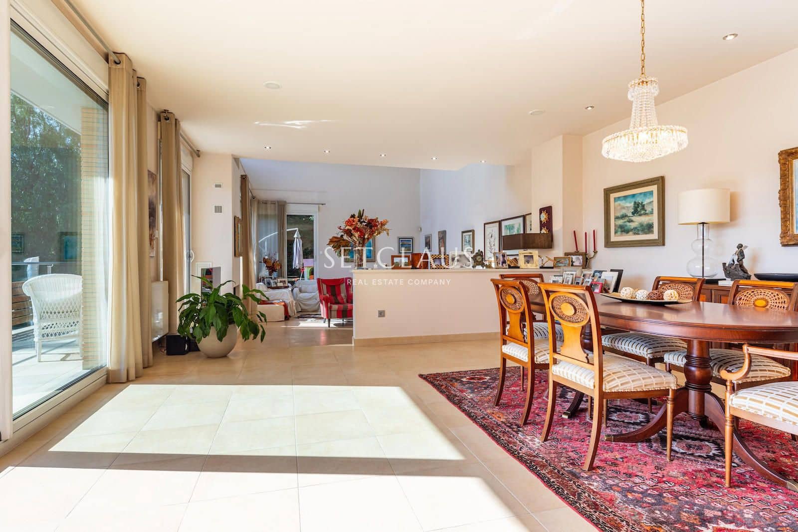 7 bedroom Villa for sale in Vallromanes with pool garage - € 1,790,000 (Ref: 9964147)