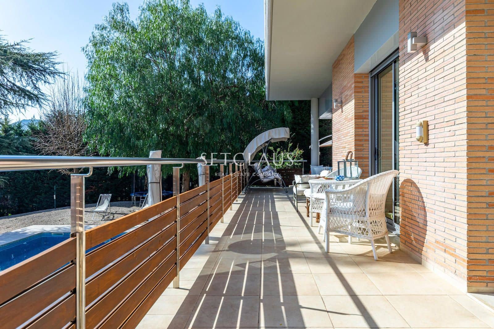 7 bedroom Villa for sale in Vallromanes with pool garage - € 1,790,000 (Ref: 9964147)