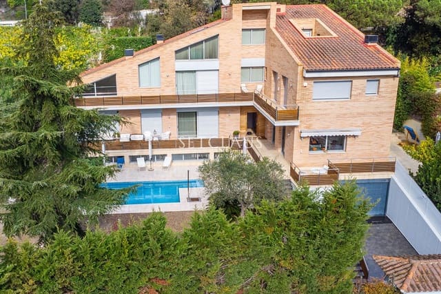 7 sypialnia Willa na sprzedaż w Vallromanes z basenem garażem - 1 790 000 € (Ref: 9964147)