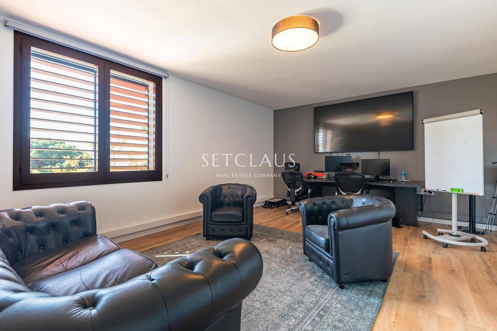5 sypialnia Willa na sprzedaż w Badalona z basenem garażem - 1 850 000 € (Ref: 9973975)