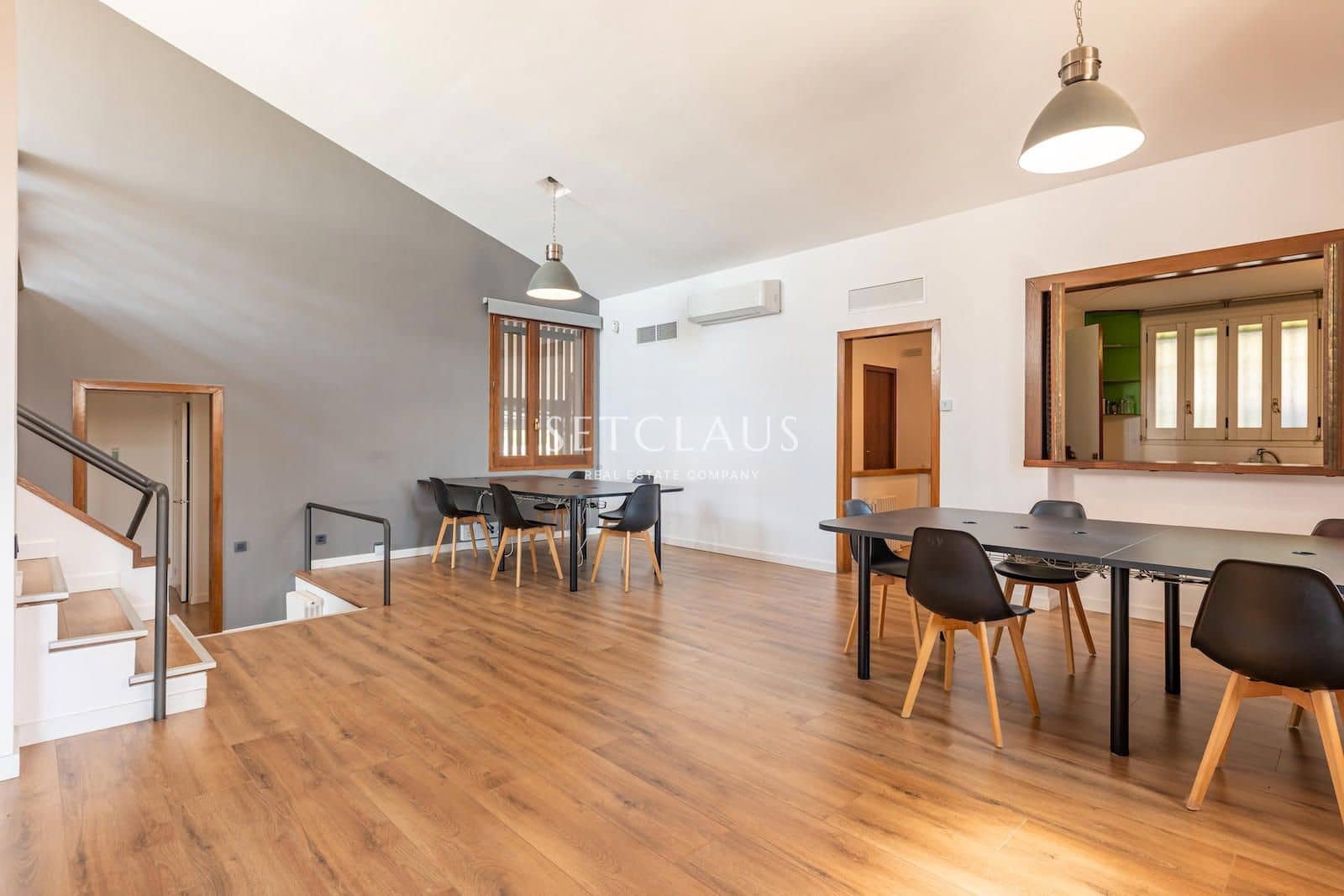 5 sypialnia Willa na sprzedaż w Badalona z basenem garażem - 1 850 000 € (Ref: 9973975)