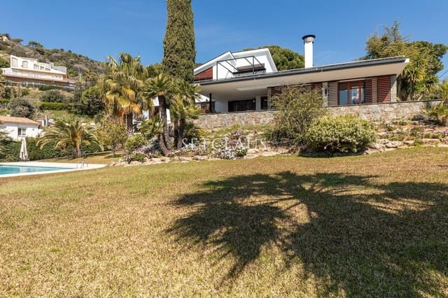 Chalet de 5 habitaciones en Badalona en venta con piscina garaje - 1.850.000 € (Ref: 9973975)