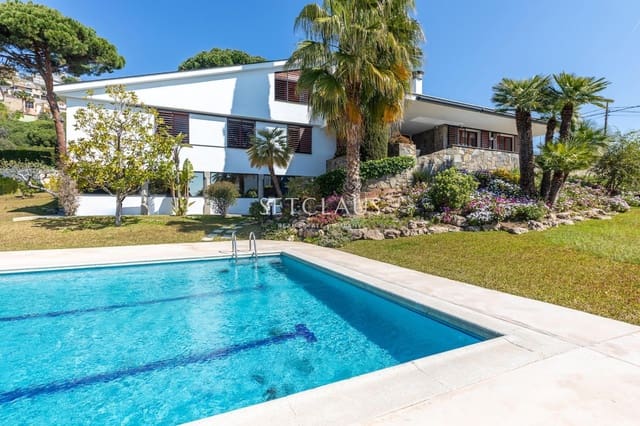 Chalet de 5 habitaciones en Badalona en venta con piscina garaje - 1.850.000 € (Ref: 9973975)