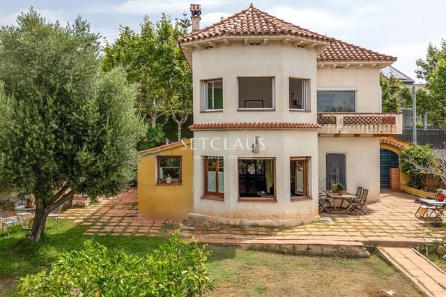 3 soveværelse Villa til salg i El Masnou med garage - € 1.070.000 (Ref: 9975950)