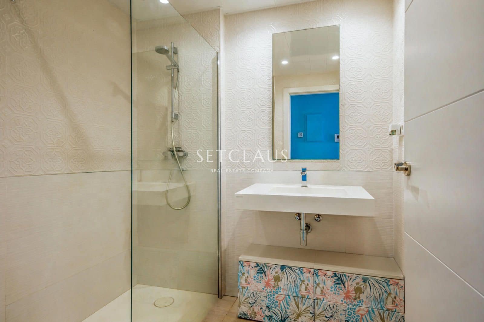 Piso de 4 habitaciones en Calella en venta con piscina garaje - 890.000 € (Ref: 9997764)