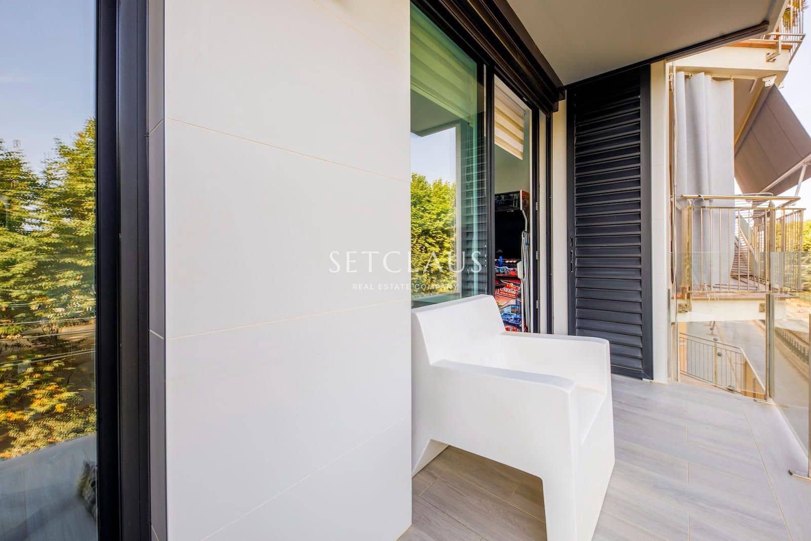 Piso de 4 habitaciones en Calella en venta con piscina garaje - 890.000 € (Ref: 9997764)