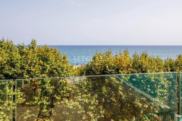 Piso de 4 habitaciones en Calella en venta con piscina garaje - 890.000 € (Ref: 9997764)