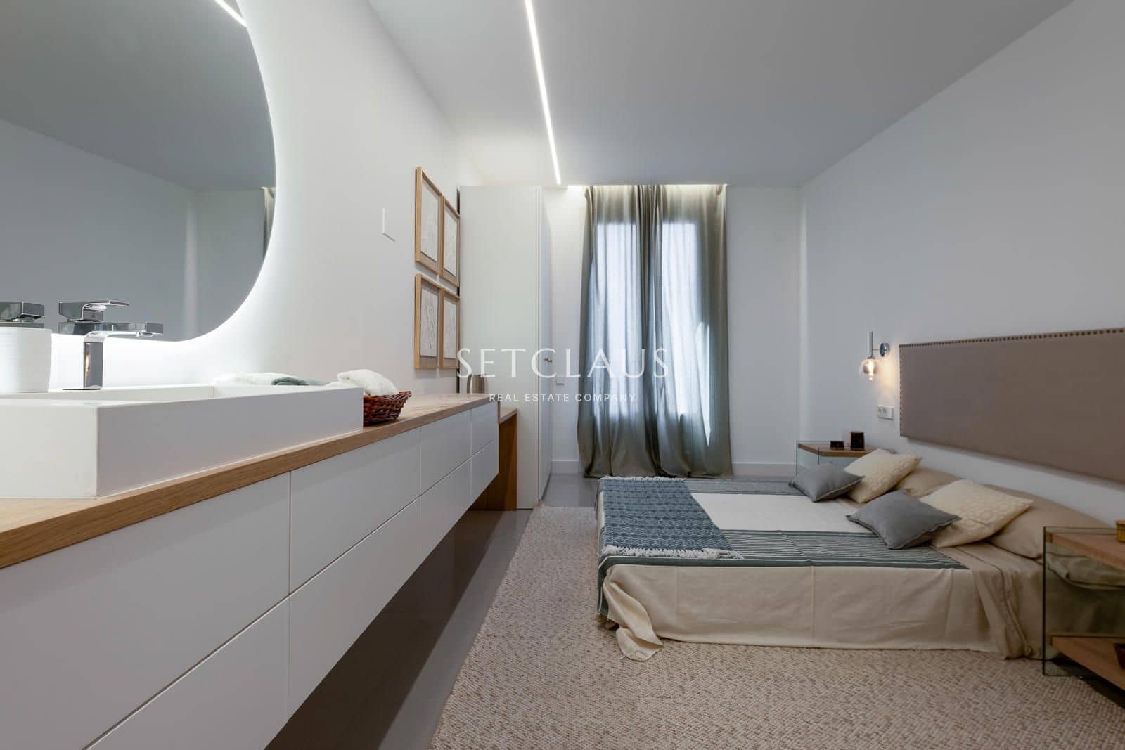 2 makuuhuone Kattohuoneisto myytävänä paikassa Barcelona kaupunki - 1 200 000 € (Ref: 9999156)
