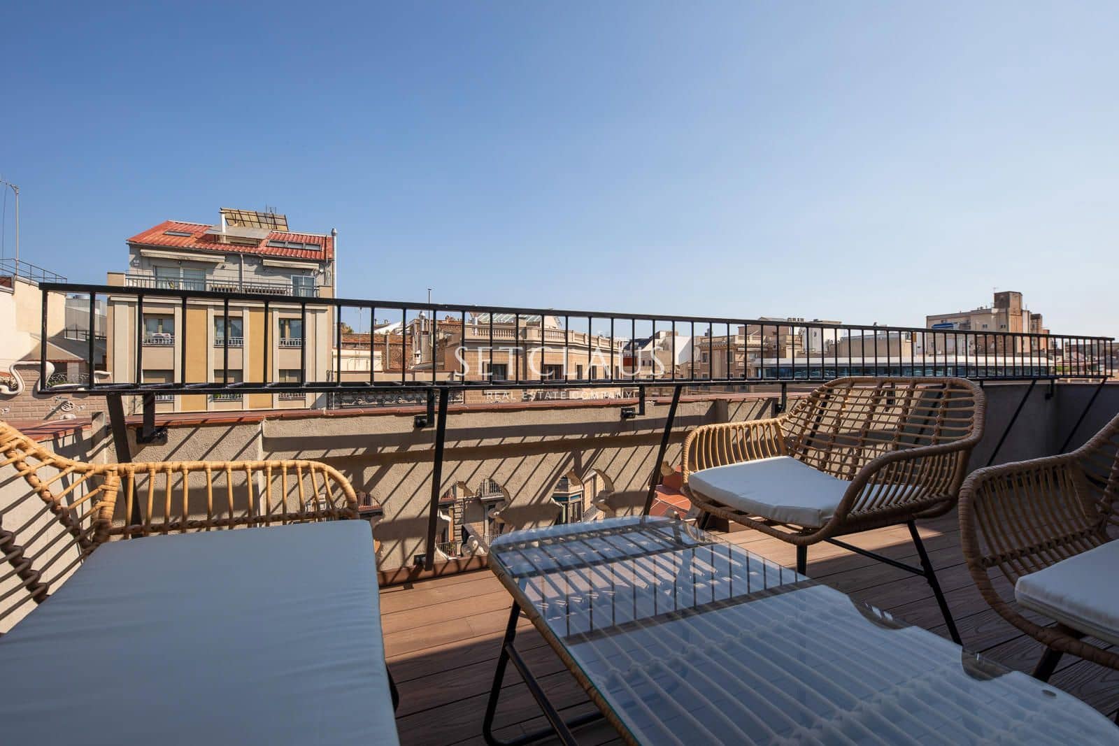 2 makuuhuone Kattohuoneisto myytävänä paikassa Barcelona kaupunki - 1 200 000 € (Ref: 9999156)