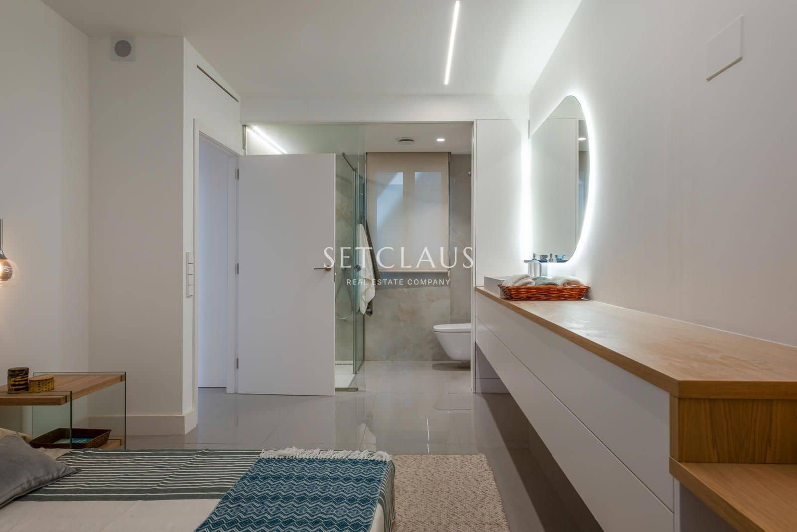 2 makuuhuone Kattohuoneisto myytävänä paikassa Barcelona kaupunki - 1 200 000 € (Ref: 9999156)