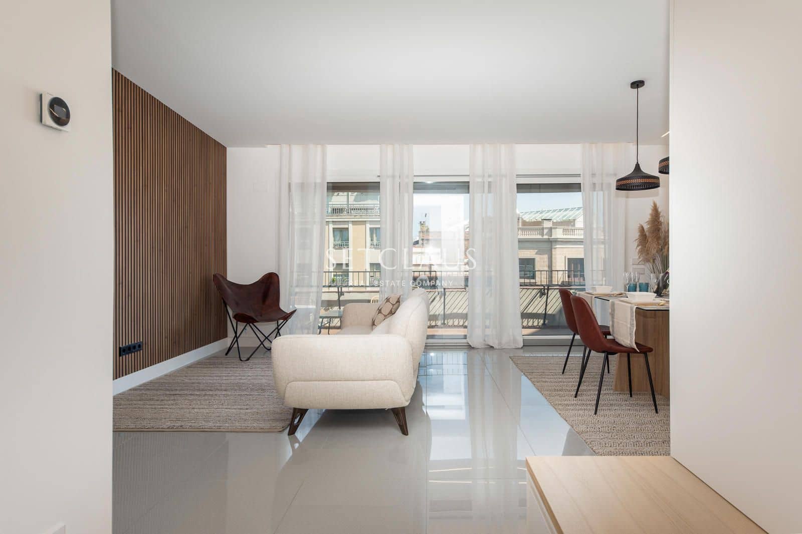 2 makuuhuone Kattohuoneisto myytävänä paikassa Barcelona kaupunki - 1 200 000 € (Ref: 9999156)