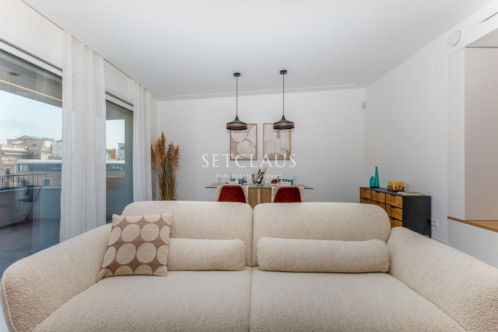2 makuuhuone Kattohuoneisto myytävänä paikassa Barcelona kaupunki - 1 200 000 € (Ref: 9999156)