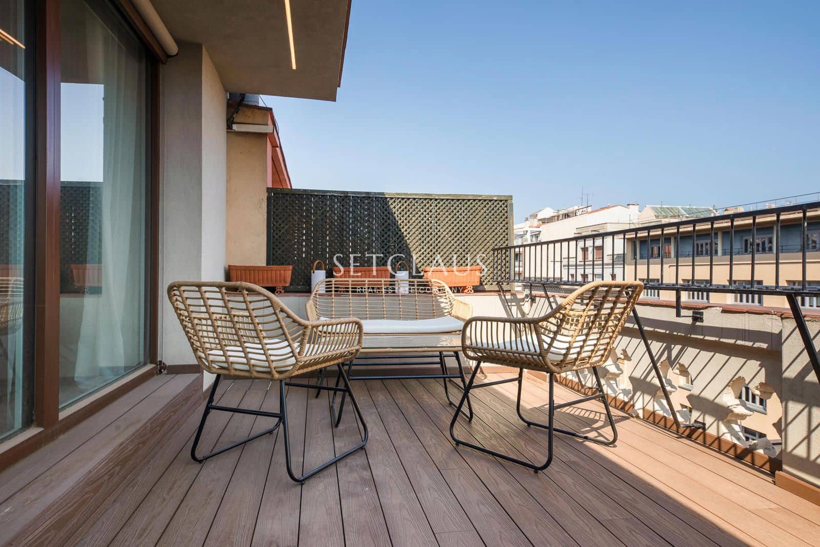 2 makuuhuone Kattohuoneisto myytävänä paikassa Barcelona kaupunki - 1 200 000 € (Ref: 9999156)