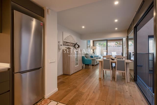 2 soveværelse Lejlighed til salg i Sant Antoni, Barcelona by med swimmingpool - € 790.000 (Ref: 9999387)