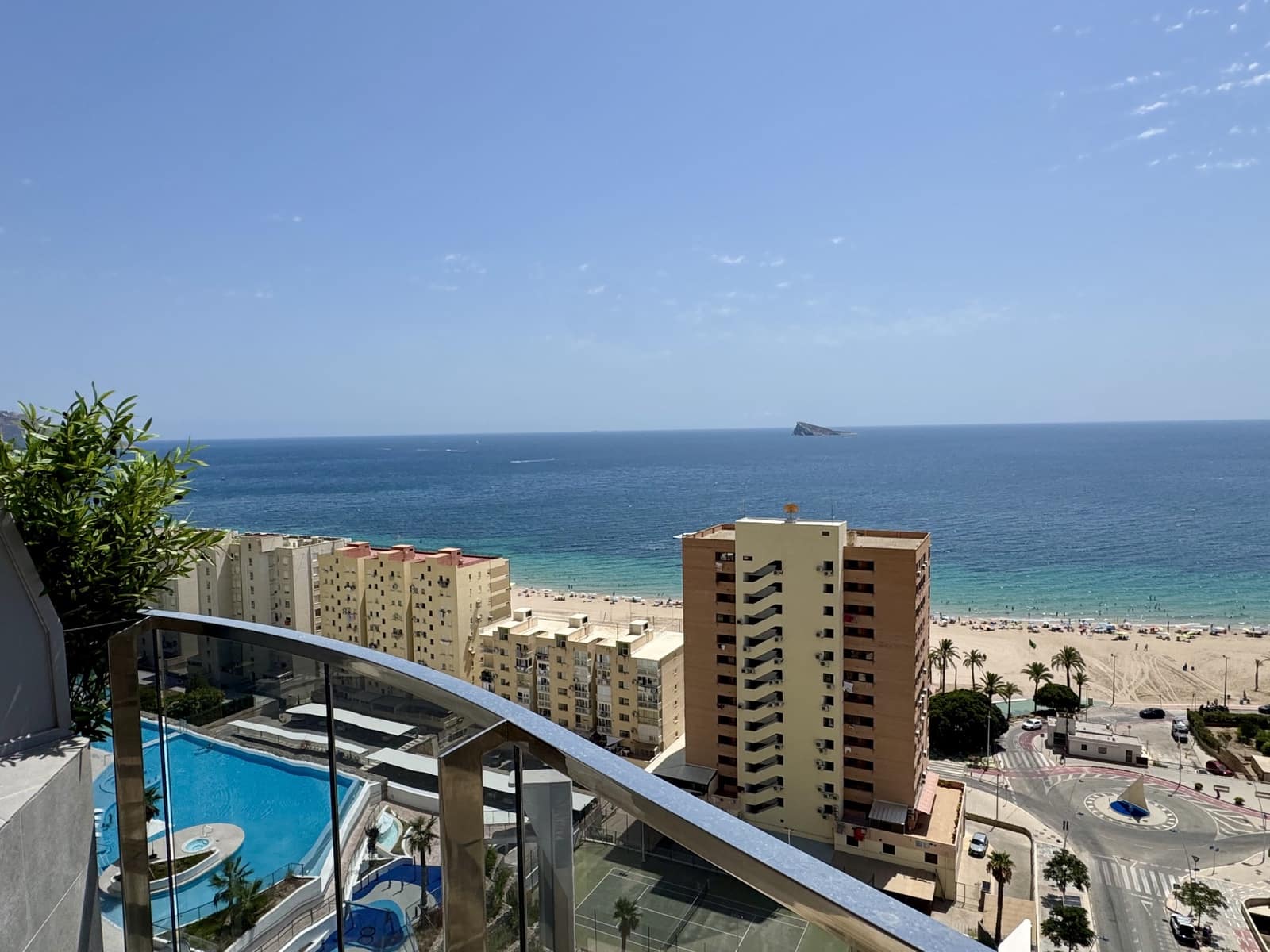 3 slaapkamer Appartement te koop in Benidorm met zwembad garage - € 898.000 (Ref: 10026069)