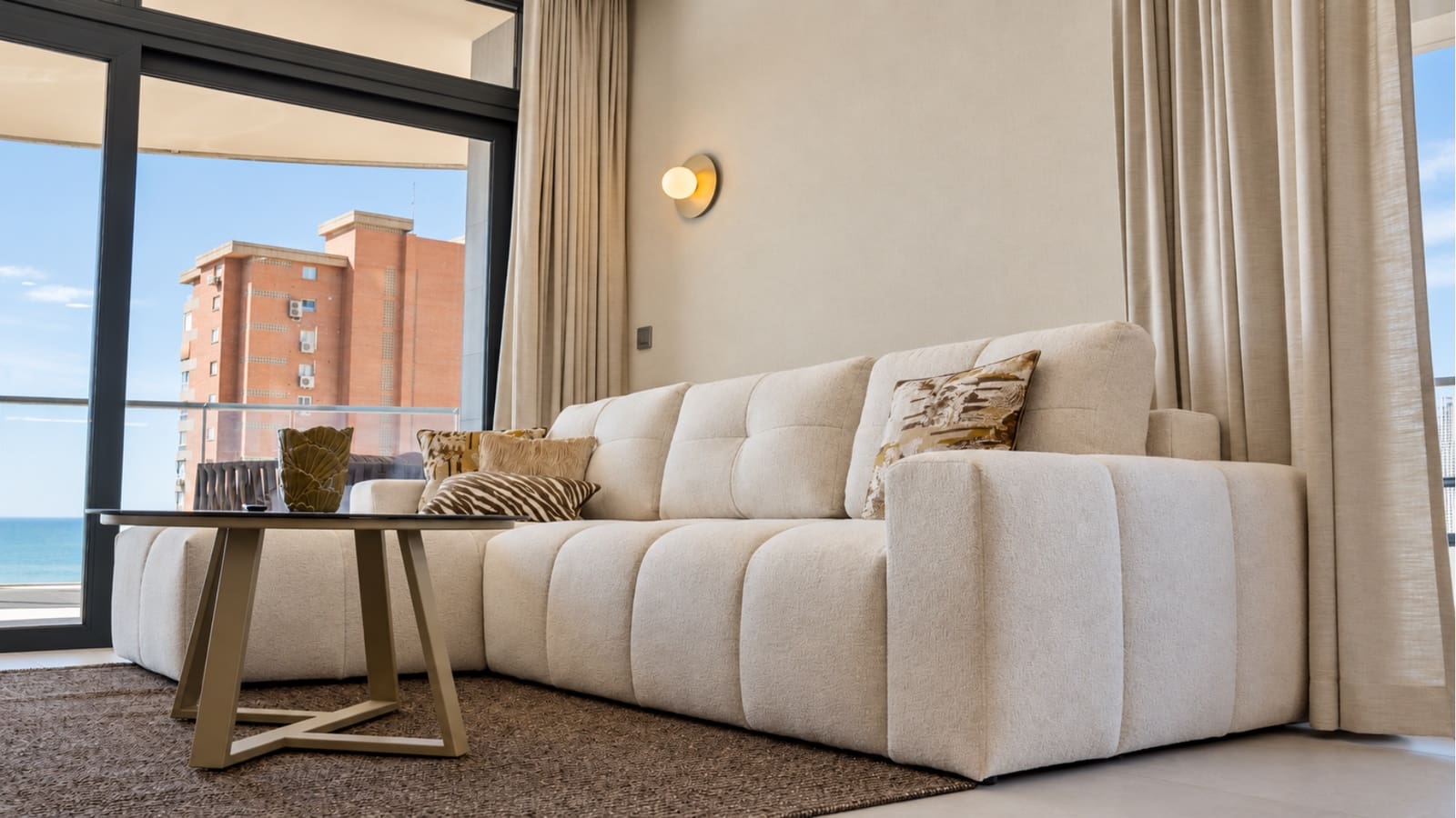3 bedroom Apartment for sale in Benidorm with pool garage - € 898,000 (Ref: 10026069)