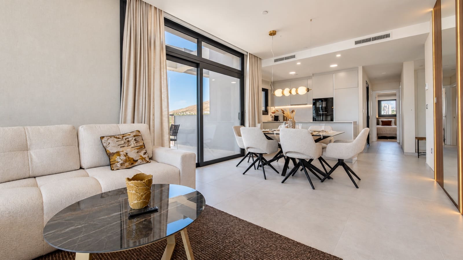 3 bedroom Apartment for sale in Benidorm with pool garage - € 898,000 (Ref: 10026069)