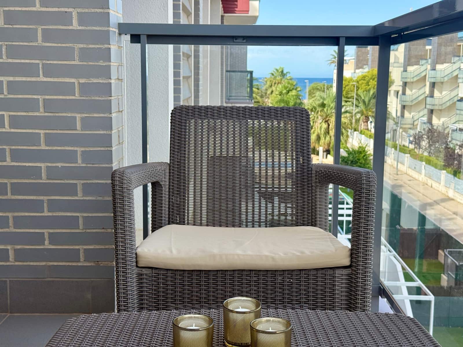 Apartamento de 2 habitaciones en Dénia en venta con piscina garaje - 379.000 € (Ref: 10026085)