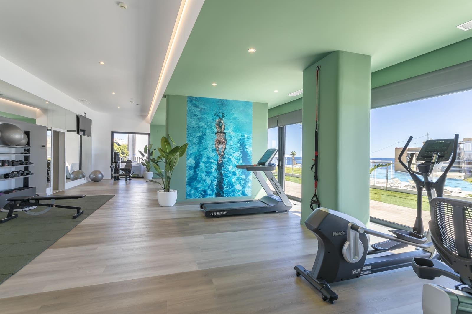 1 slaapkamer Appartement te koop in Benidorm met zwembad garage - € 562.000 (Ref: 10026087)