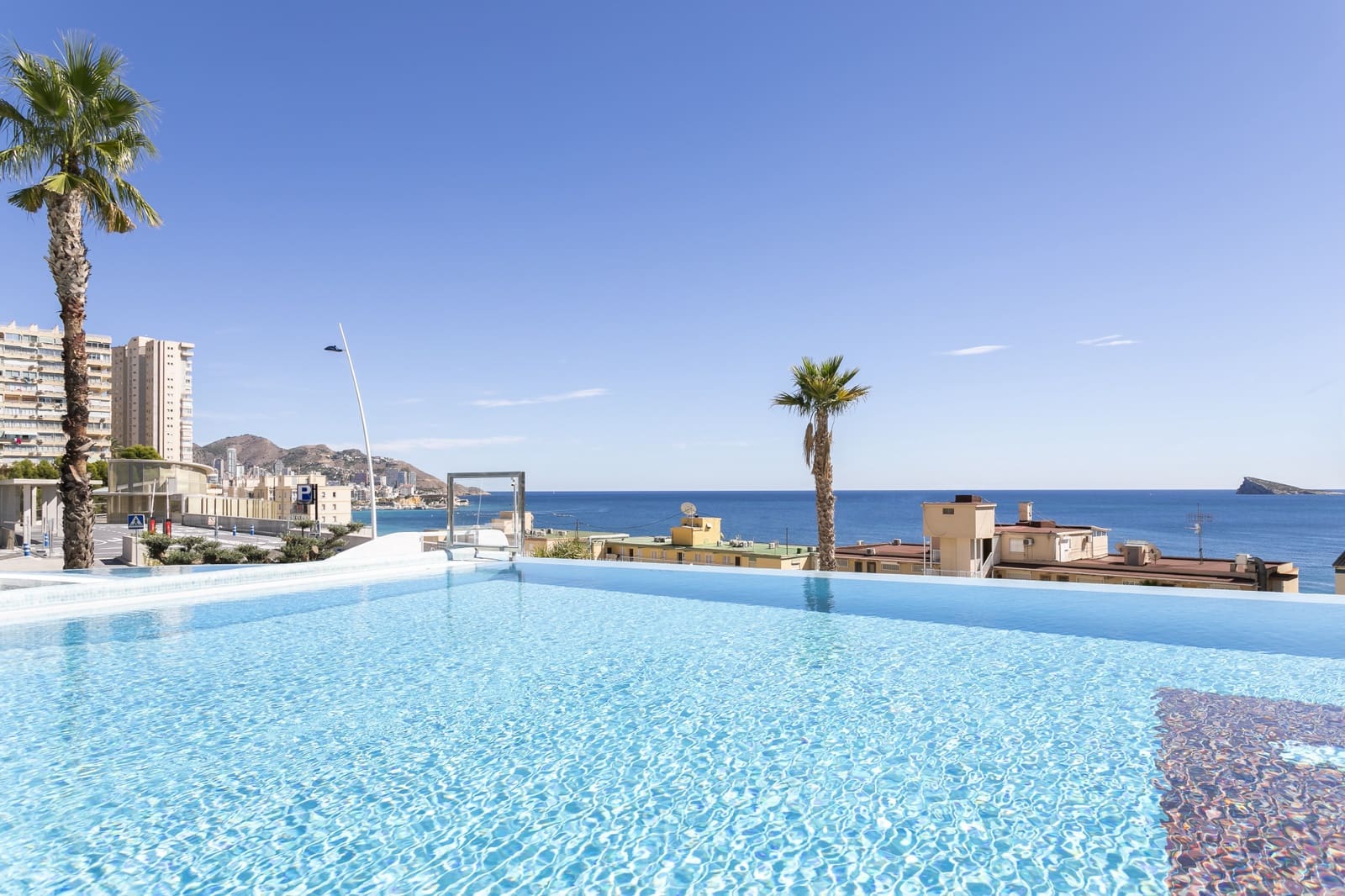 1 slaapkamer Appartement te koop in Benidorm met zwembad garage - € 562.000 (Ref: 10026087)