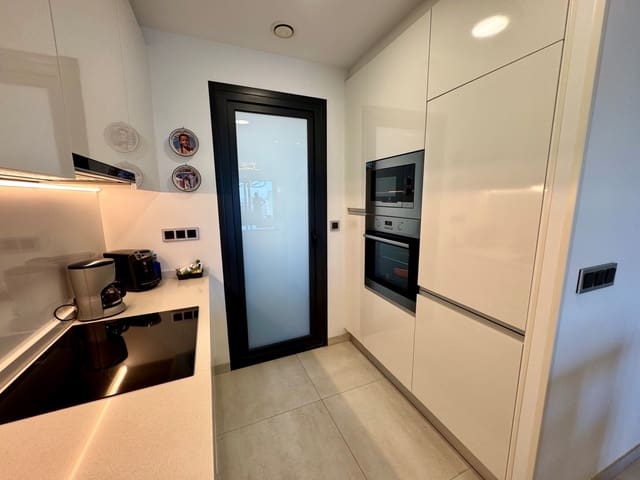 2 makuuhuone Huoneisto myytävänä paikassa Benidorm mukana uima-altaan 
autotalli - 675 000 € (Ref: 10026091)