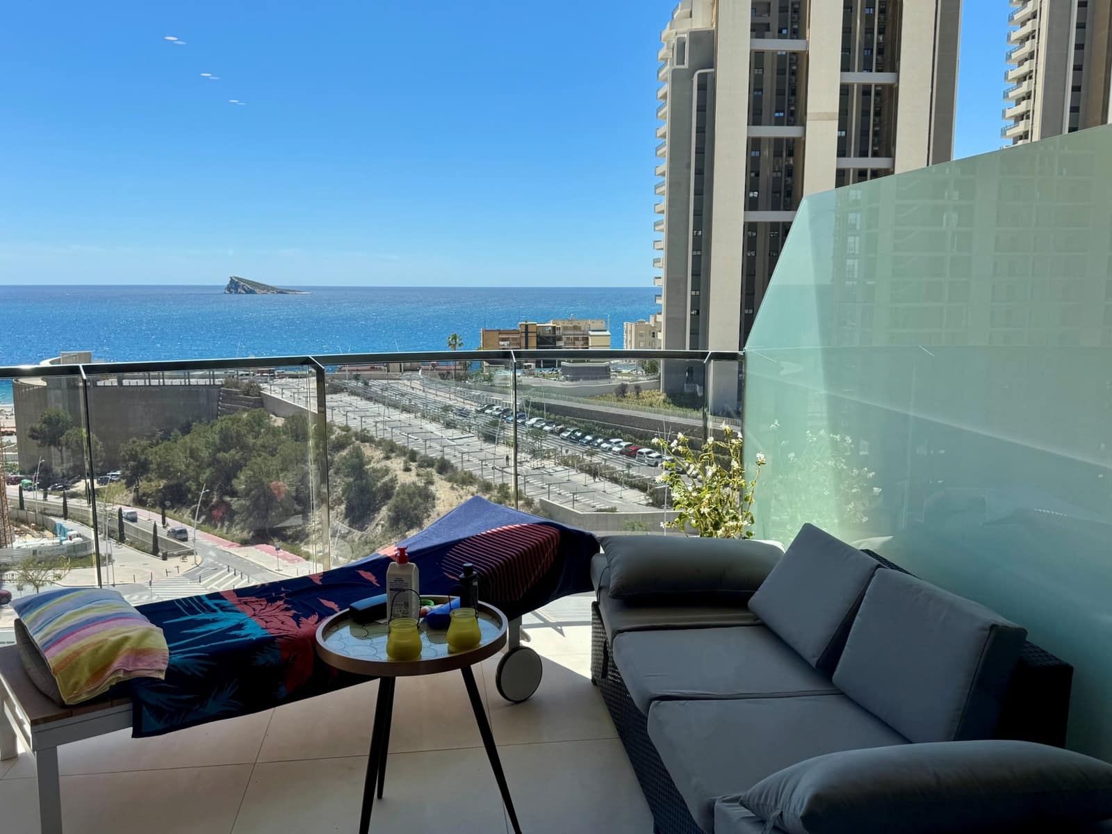 2 slaapkamer Appartement te koop in Benidorm met zwembad garage - € 675.000 (Ref: 10026091)
