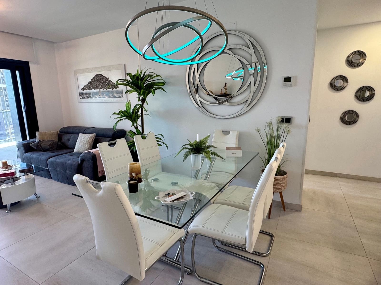 2 slaapkamer Appartement te koop in Benidorm met zwembad garage - € 675.000 (Ref: 10026091)
