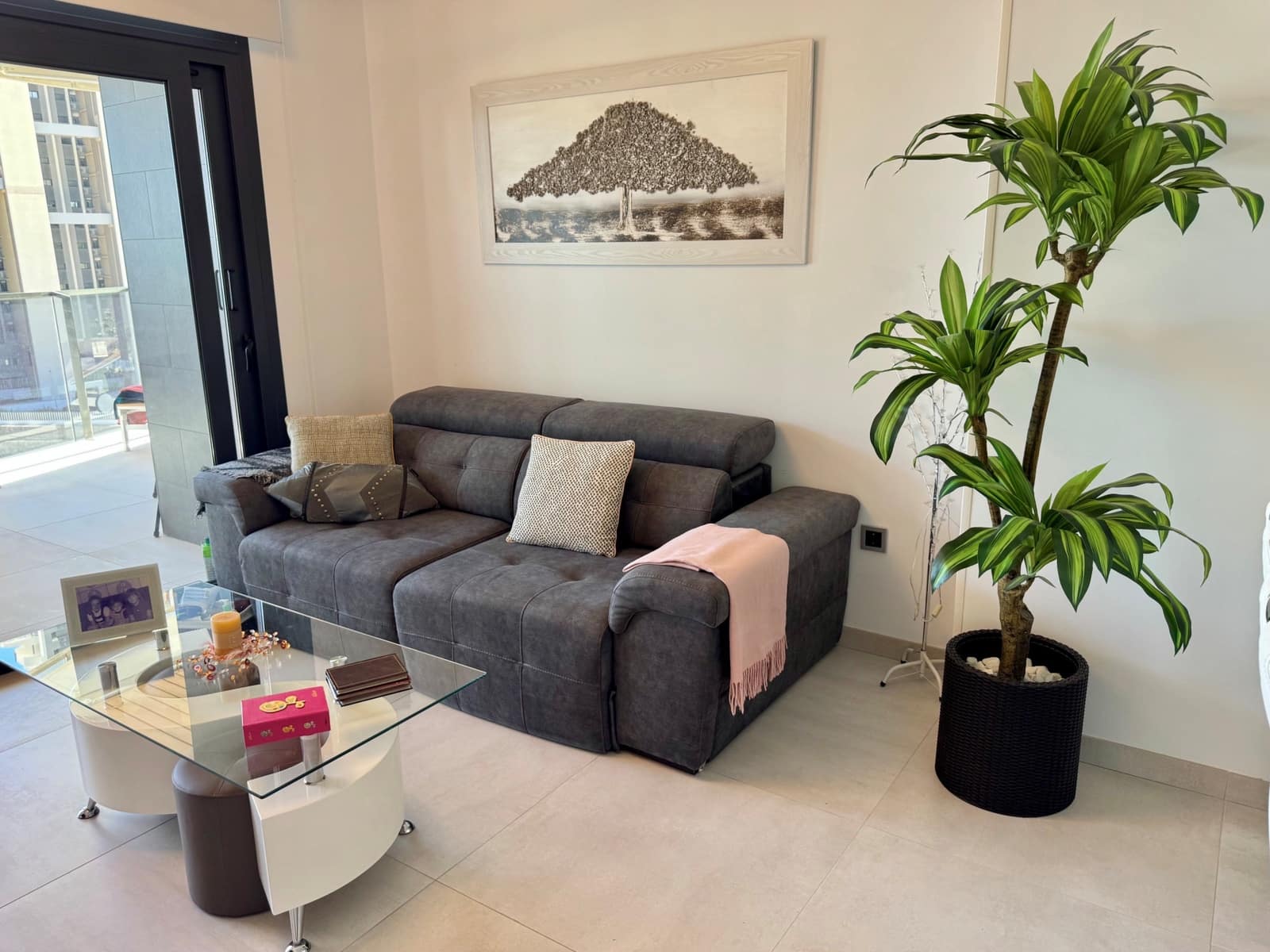 2 slaapkamer Appartement te koop in Benidorm met zwembad garage - € 675.000 (Ref: 10026091)