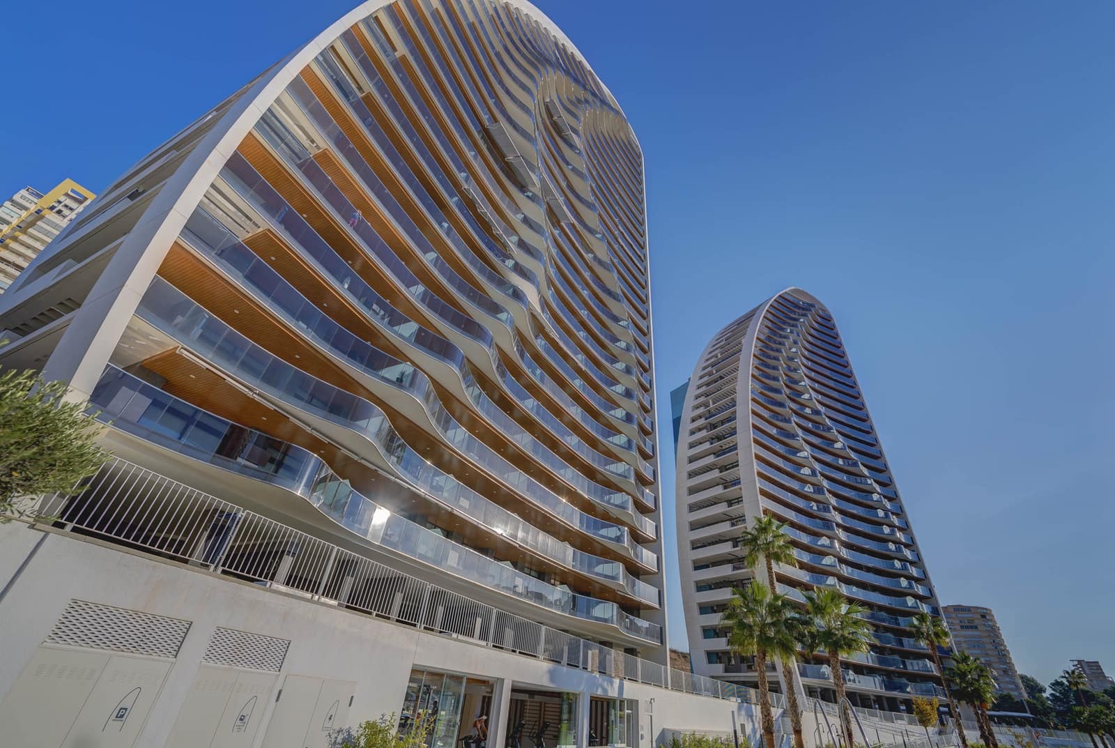 2 slaapkamer Appartement te koop in Benidorm met zwembad garage - € 675.000 (Ref: 10026091)