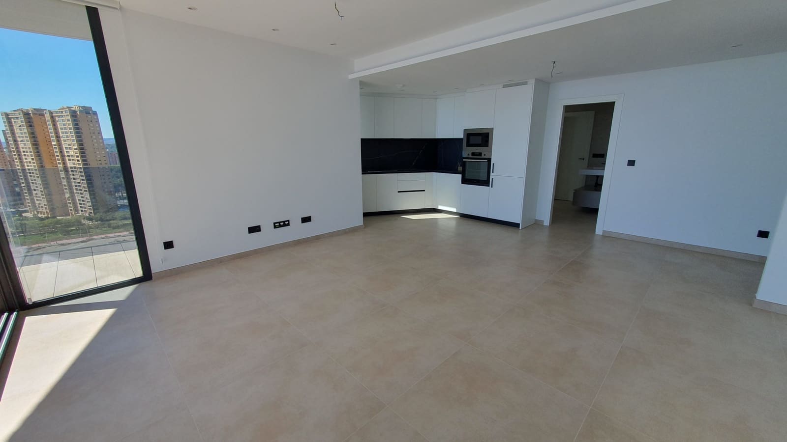 2 makuuhuone Huoneisto myytävänä paikassa Benidorm mukana uima-altaan 
autotalli - 595 000 € (Ref: 10026092)