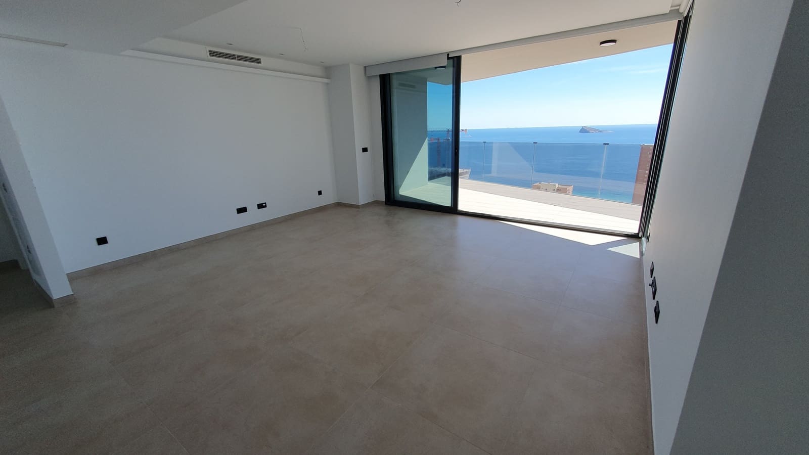 2 makuuhuone Huoneisto myytävänä paikassa Benidorm mukana uima-altaan 
autotalli - 595 000 € (Ref: 10026092)