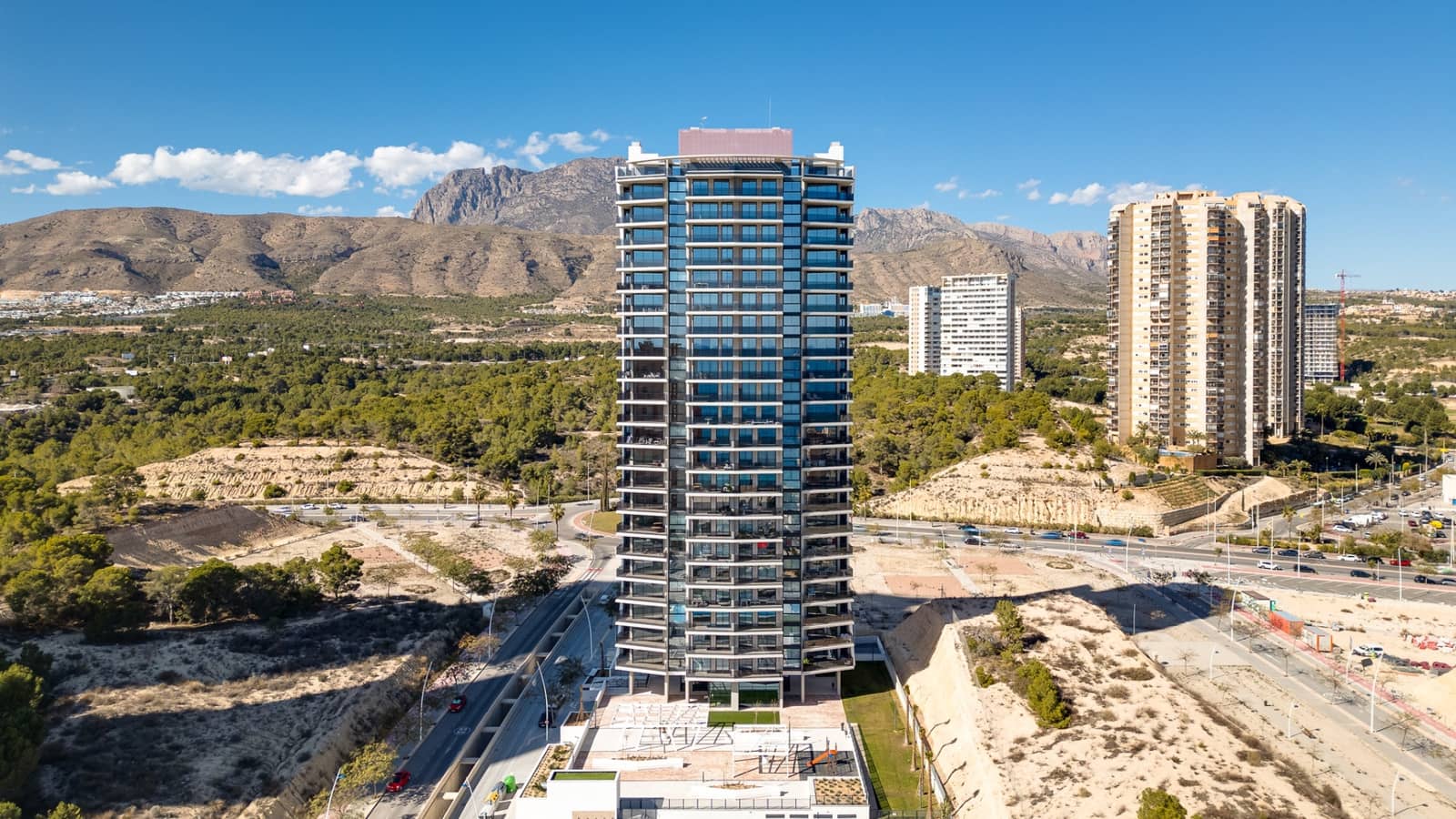 2 makuuhuone Huoneisto myytävänä paikassa Benidorm mukana uima-altaan 
autotalli - 595 000 € (Ref: 10026092)