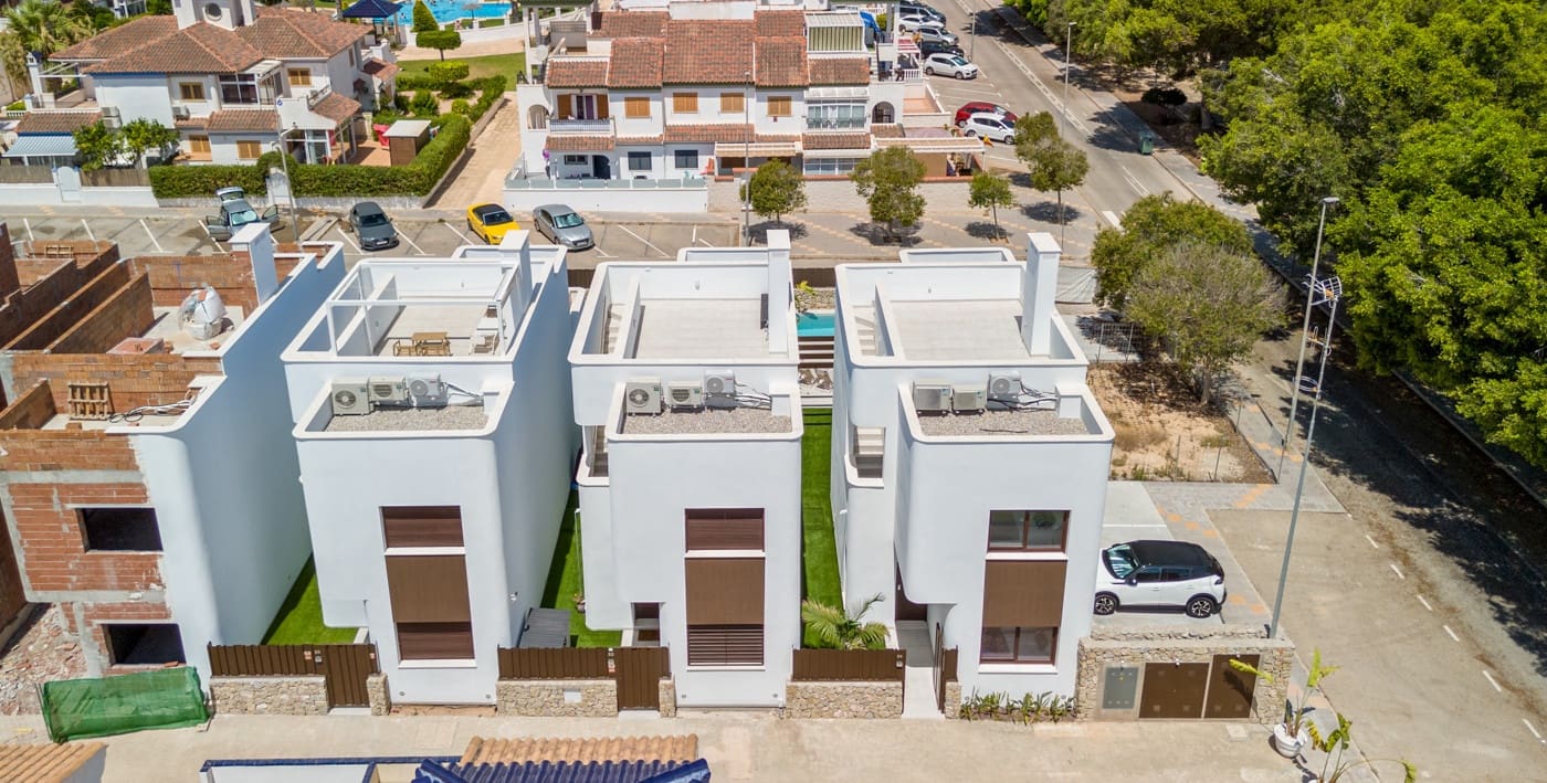 3 quarto Moradia para venda em Pilar de la Horadada - 559 900 € (Ref: 10026109)