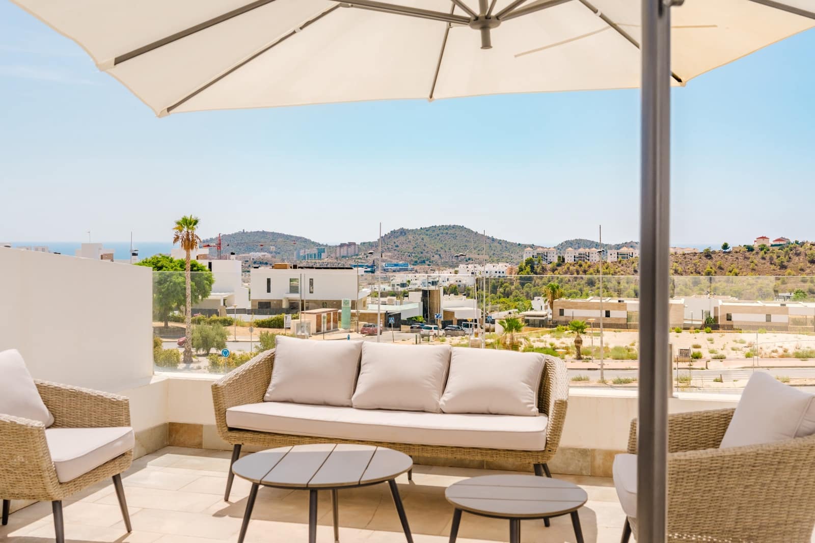 3 soverom Penthouse til salgs i Finestrat med svømmebasseng garasje - € 368 000 (Ref: 10030729)