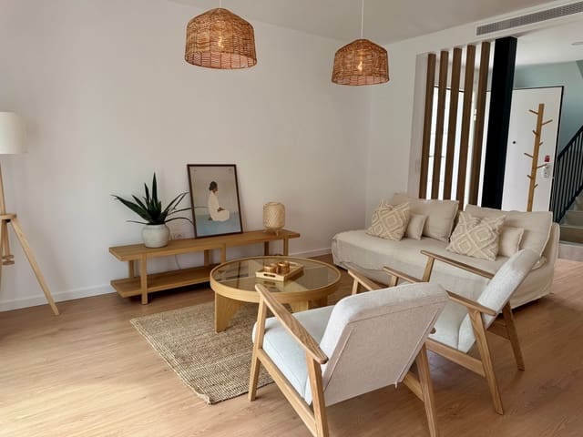 4 sypialnia Willa na sprzedaż w Finestrat z garażem - 760 000 € (Ref: 10030730)
