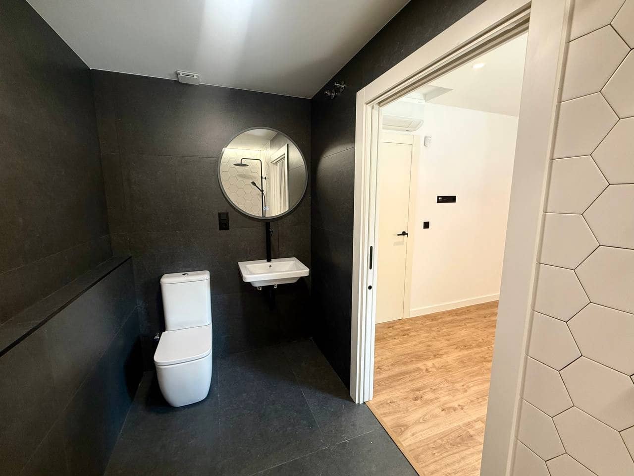 1 slaapkamer Appartement te koop in Alicante stad met zwembad garage - € 289.900 (Ref: 10168738)