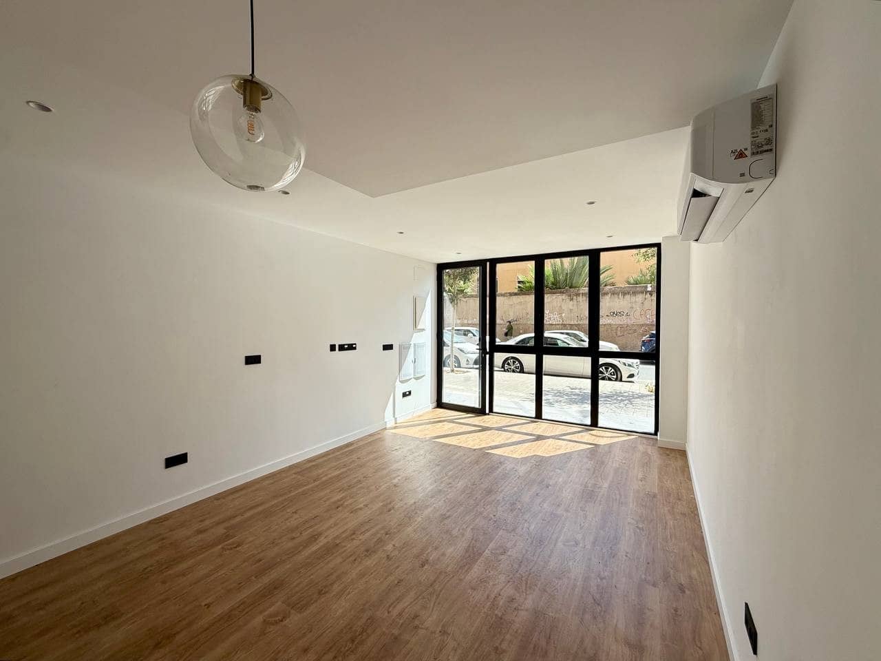 1 slaapkamer Appartement te koop in Alicante stad met zwembad garage - € 289.900 (Ref: 10168738)