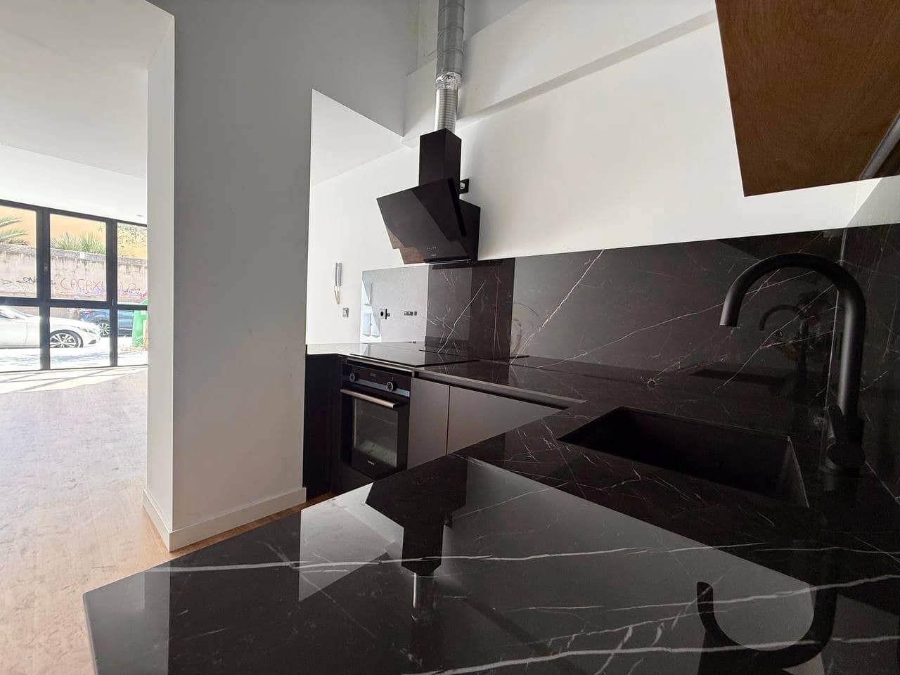 1 slaapkamer Appartement te koop in Alicante stad met zwembad garage - € 289.900 (Ref: 10168738)